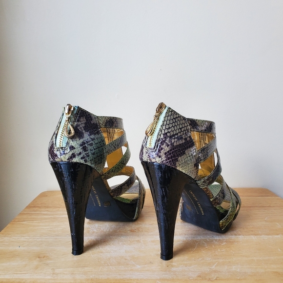 Chinese Laundry Snakeskin Heels - Picture 8 of 13